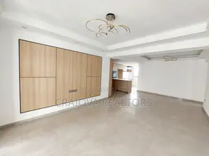 3bdrm Apartment in Riverside Drive for sale