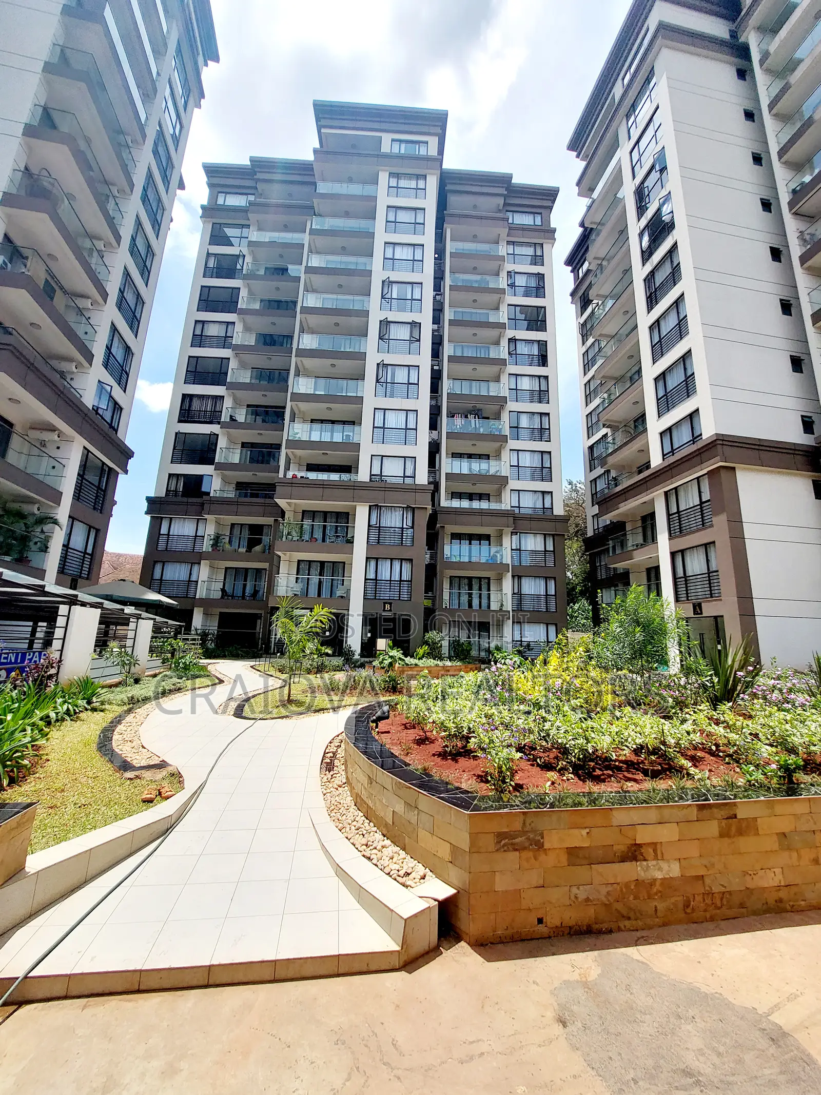 3bdrm Apartment in Riverside Drive for sale