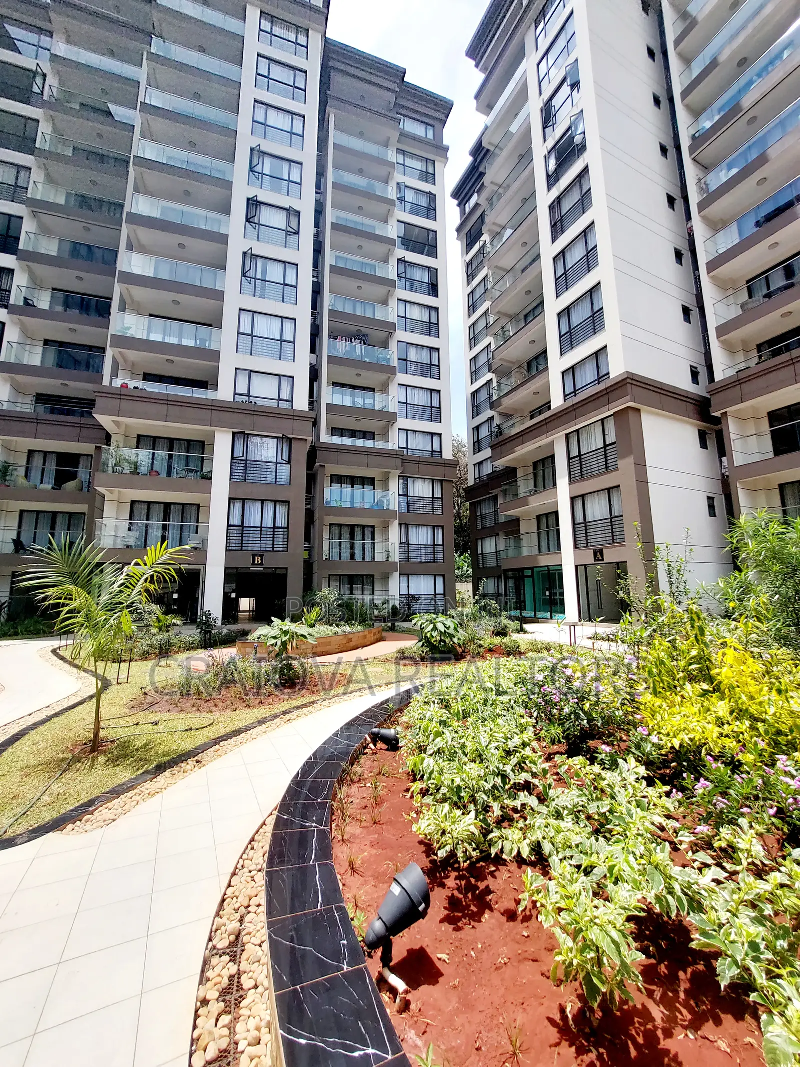 3bdrm Apartment in Riverside Drive for sale
