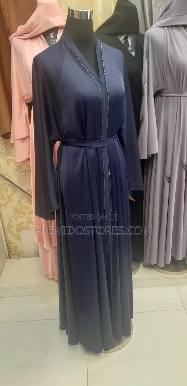 Ladies Abaya - thumbnail 4