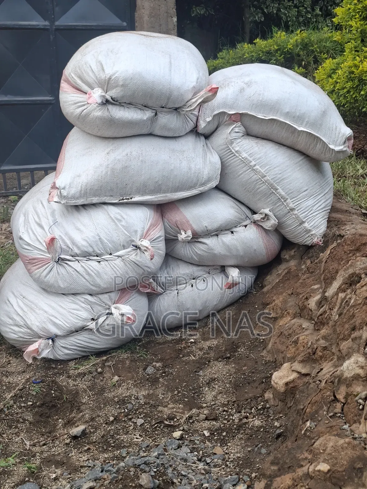 Goat Manure