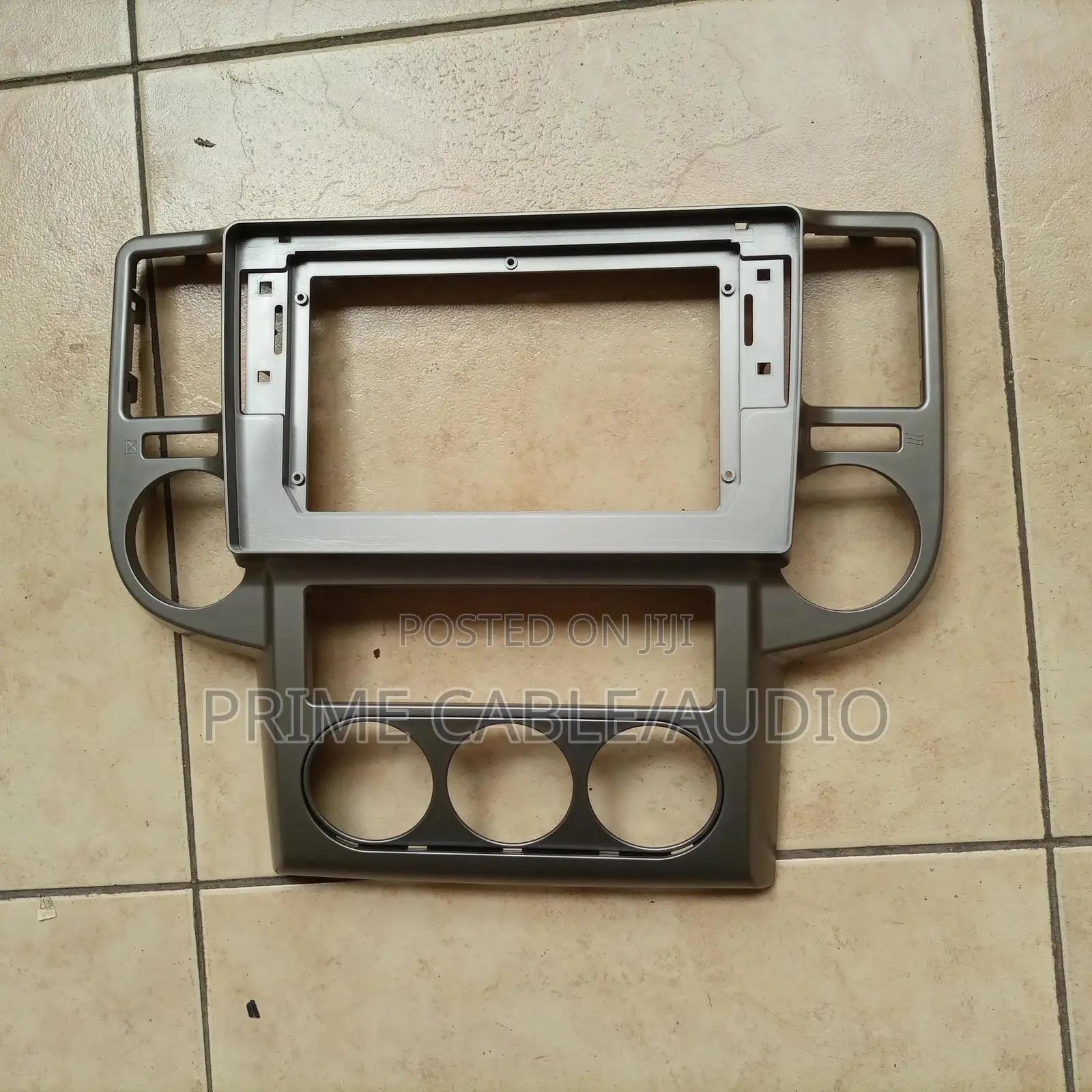 Nissan Xtrail T30 2004-2007 10 Inch Frame/Console