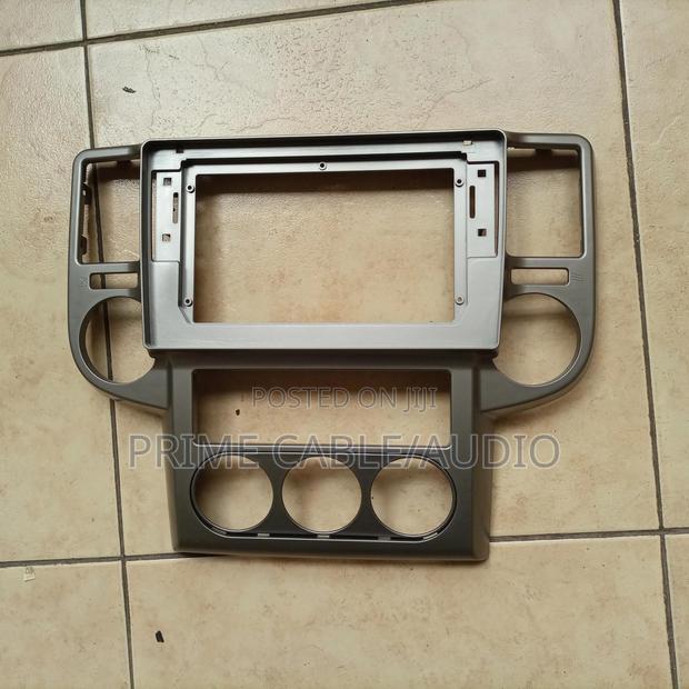 Nissan Xtrail T30 2004-2007 10 Inch Frame/Console