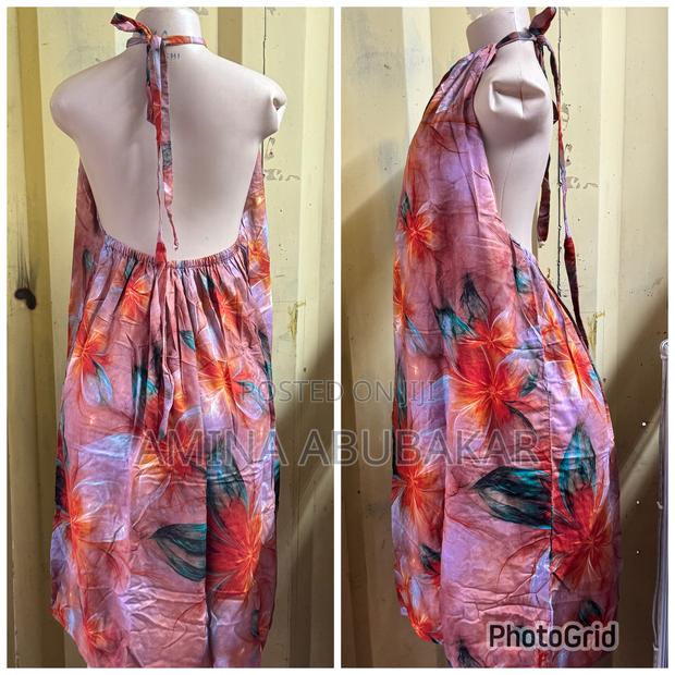 Backless Dera - thumbnail 2