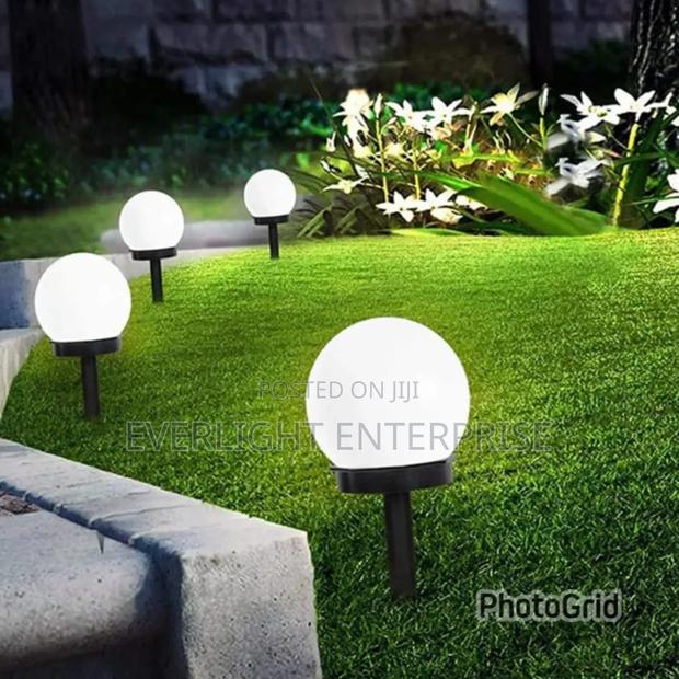 6 Pieces Outdoor Ball Solar Light