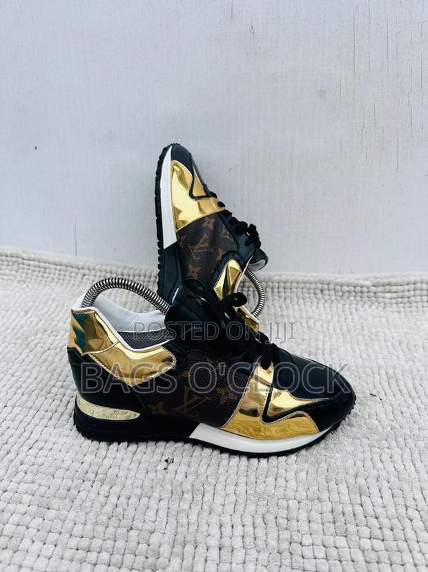 Louis Vuitton Run Away Sneakers - thumbnail 2