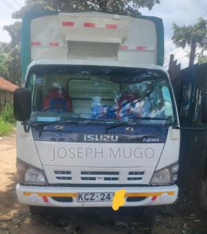 Isuzu NPR KCZ 2020 White - thumbnail 2