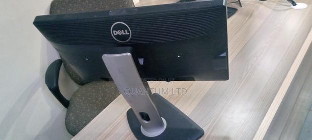 Dell Monitor 23 Inches Square