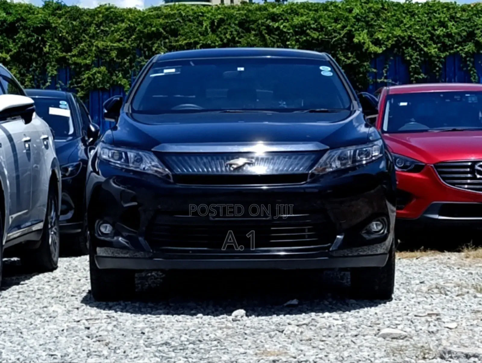 Toyota Harrier 2.0 2018 Black