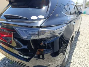 Toyota Harrier 2.0 2018 Black
