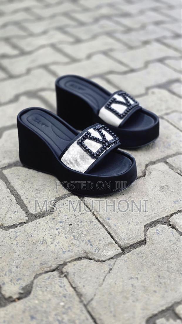High Quality Ladies Platform Wedges Size 36-41 - thumbnail 2