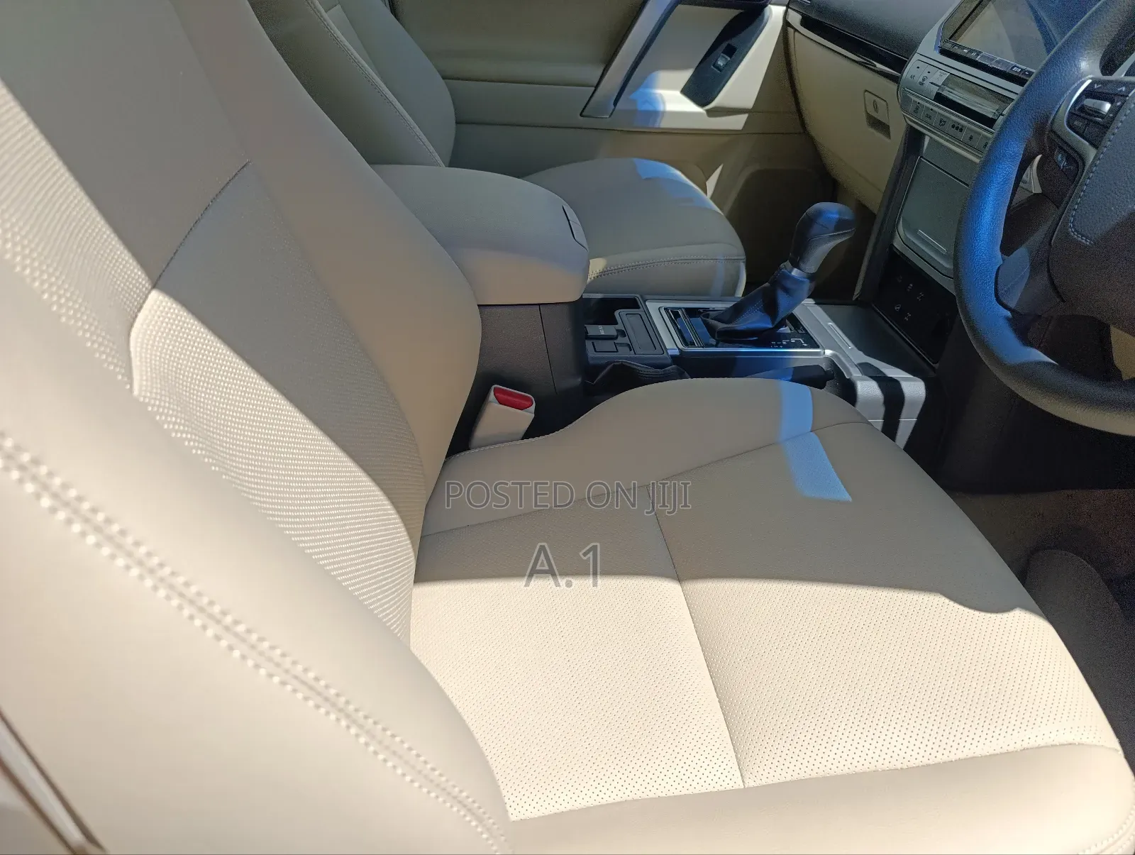 Toyota Land Cruiser Prado 2.8 2019 Gold