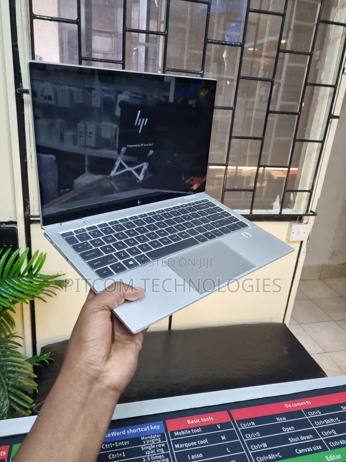 Laptop HP EliteBook x360 1040 G7 16GB Intel Core i7 SSD 512GB