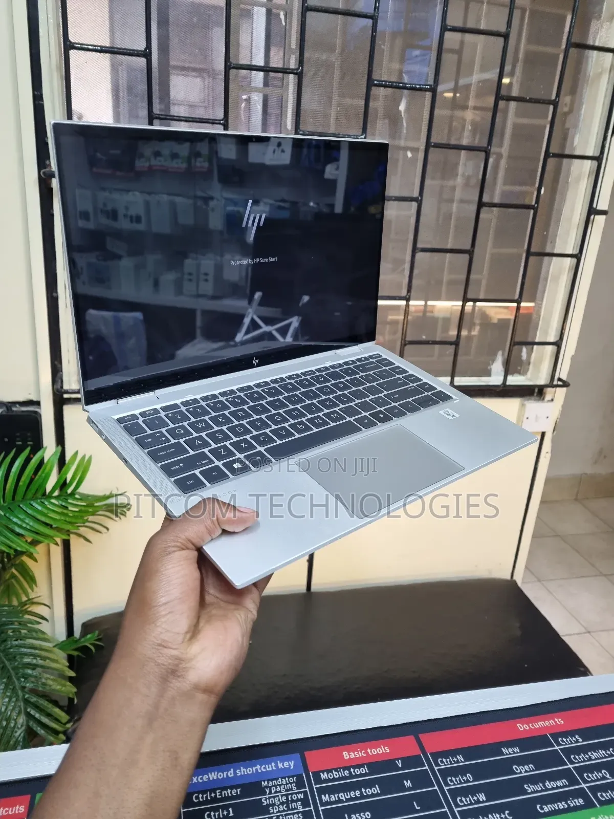 Laptop HP EliteBook x360 1040 G7 16GB Intel Core i7 SSD 512GB