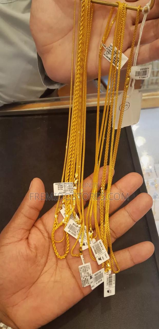 Gold Chain - main view