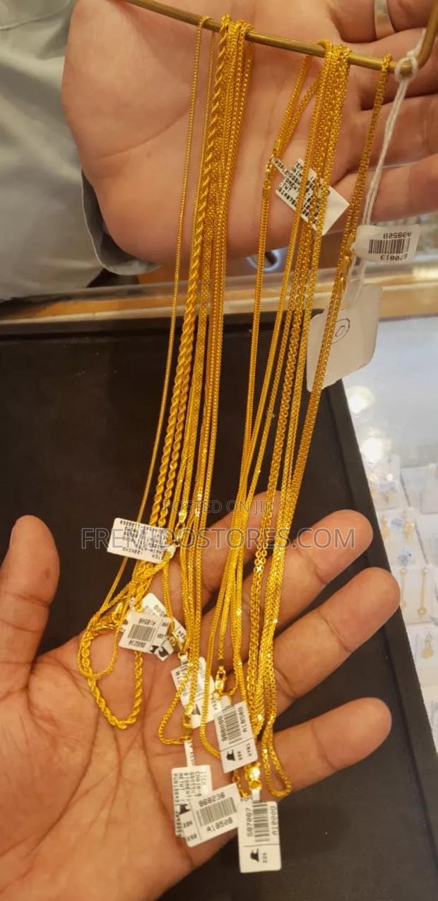 Gold Chain - thumbnail 3