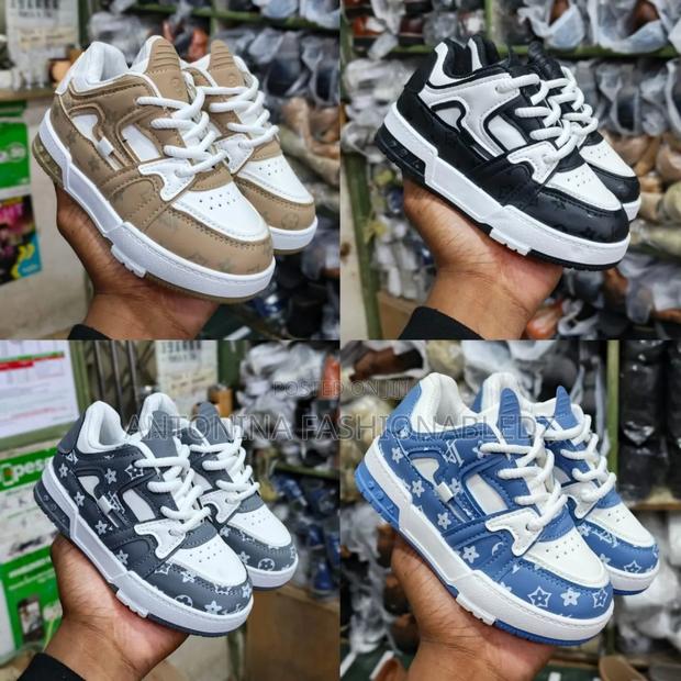 Boys Shoes - main view