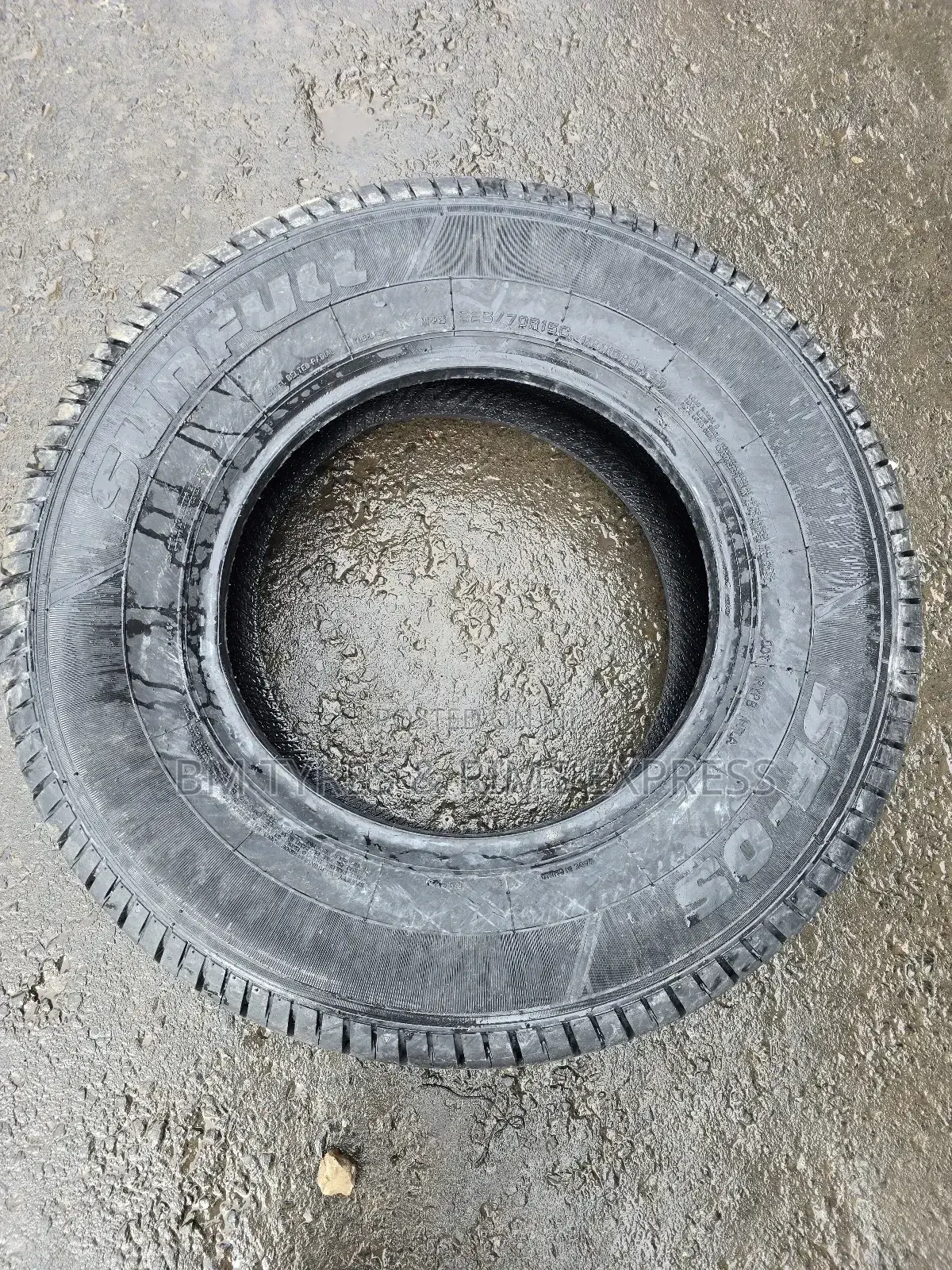 225 /70 R15 Sunfull Tyres (Commercial)