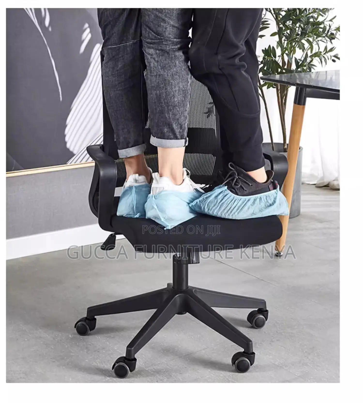 Ergonomic Captain Mesh Mid-back Chair