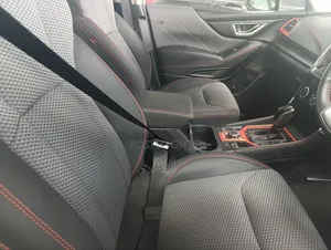 Subaru Forester 2018 White
