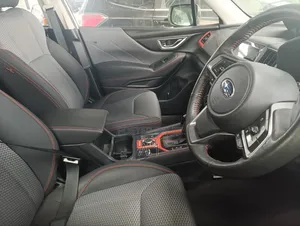 Subaru Forester 2018 White