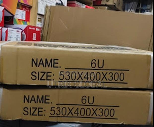 6u Data Cabinet 530x400x300 For Switch And Patch Panel - main view