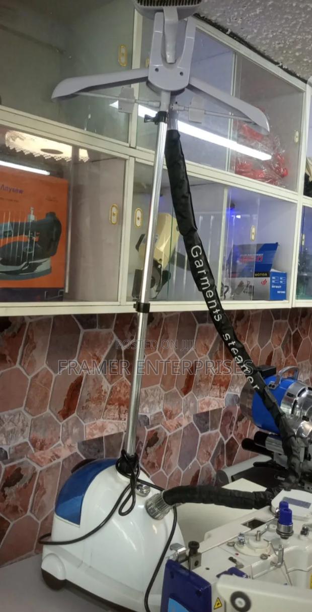 Durable Garment Steamer - main view