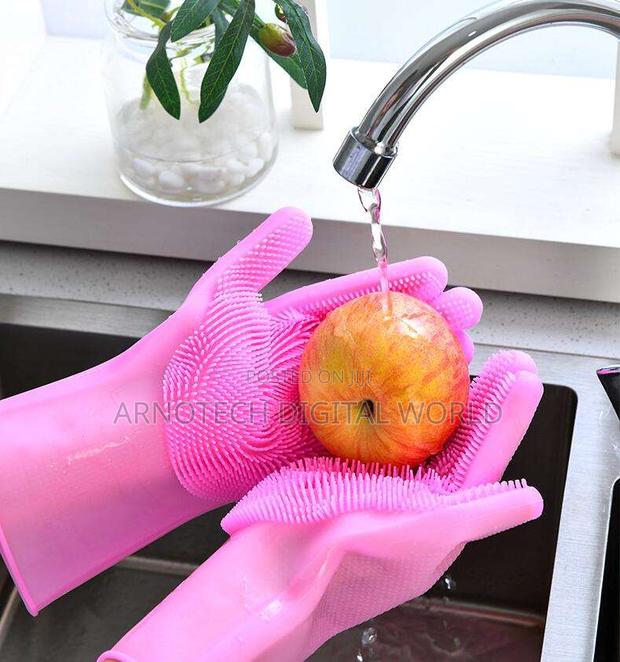 Reusable Silcon Wash Gloves - thumbnail 2
