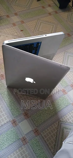 Laptop Apple MacBook 2012 8GB Intel Core i5 HDD+SSD 256GB