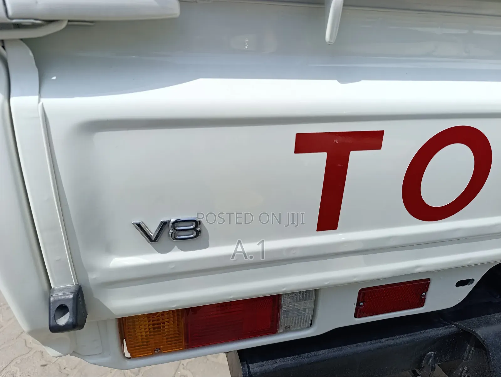 Toyota Land Cruiser 2019 White