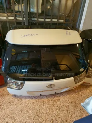 Clean Ex Japan Toyota Harrier 240 Boot in Good Condition