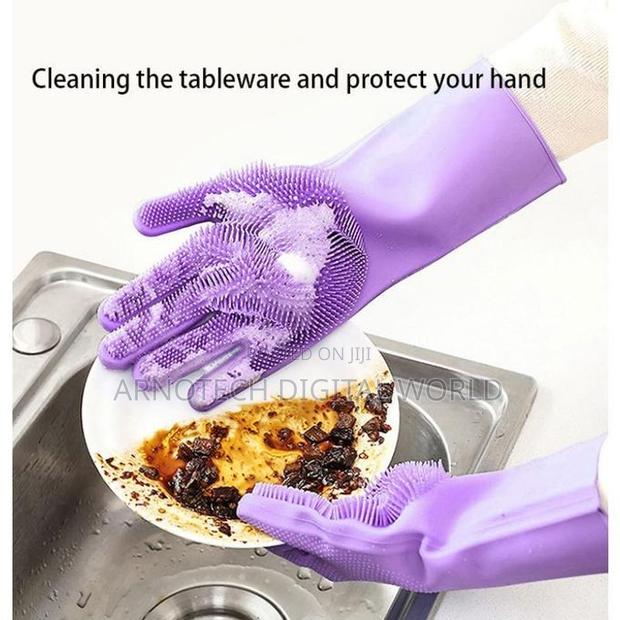 Multi-Purpose Reusable Silicone Washing Gloves - thumbnail 8