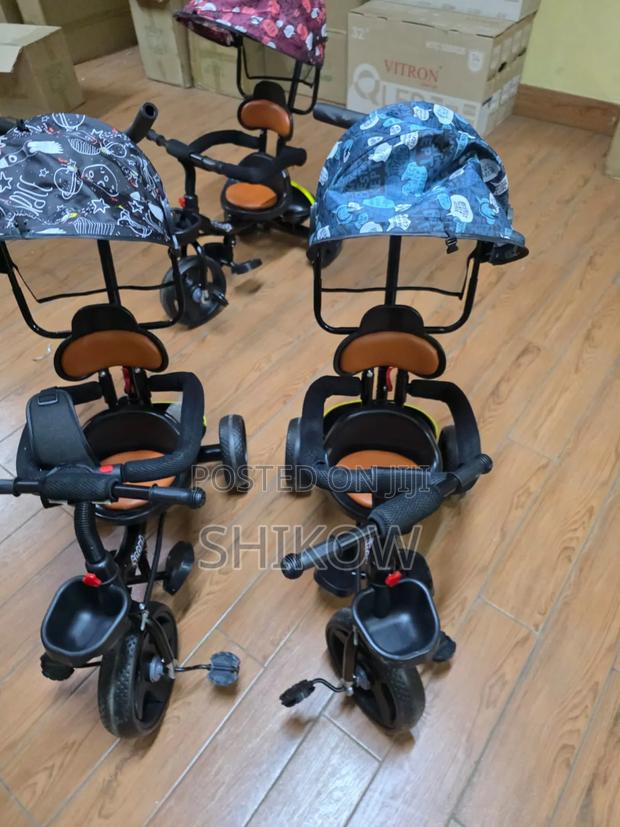 Comfortable Passenger Tricycle - main view