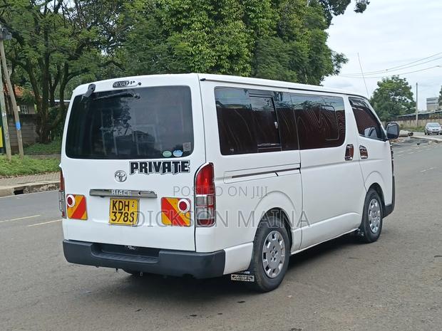 Toyota HiAce 2014 White - thumbnail 4