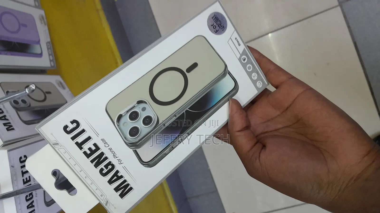 Whizz Magnetic Transluscent Case for iPhone 14 Pro Max