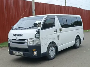 Toyota HiAce 2014 White