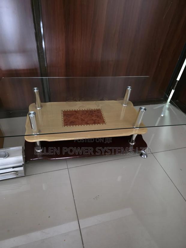 Glass Table - thumbnail 3