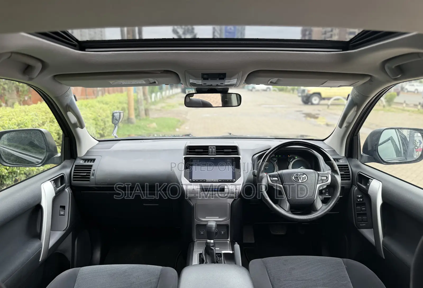 Toyota Land Cruiser Prado 2.7 2020 Black