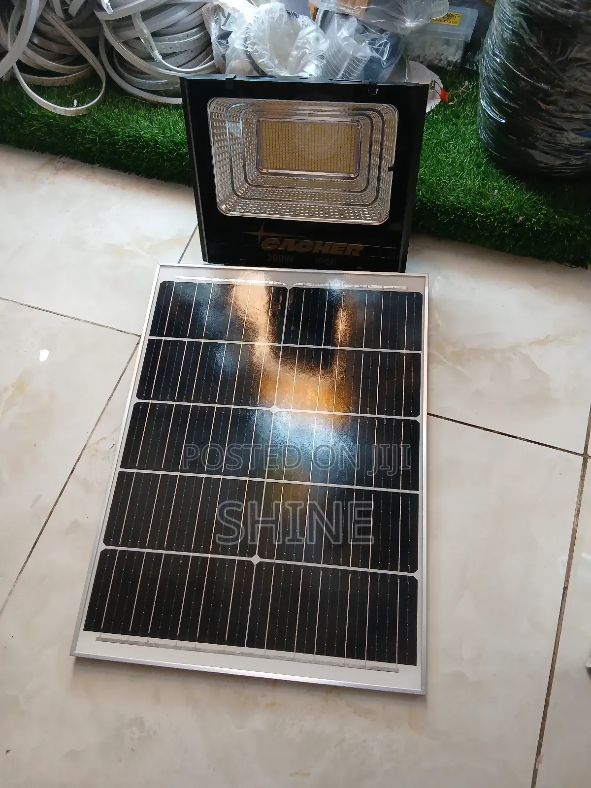 Cacher 300w Solar Floodlight