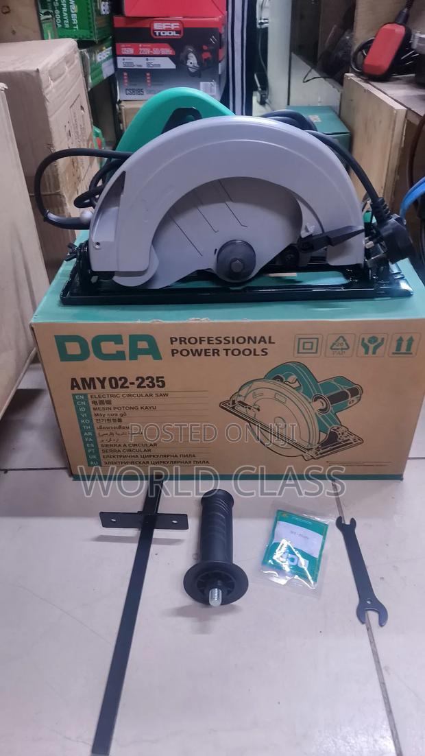 Dca 9" Circular Saw - main view