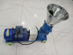 Animal Feed Palletiser - thumbnail 2