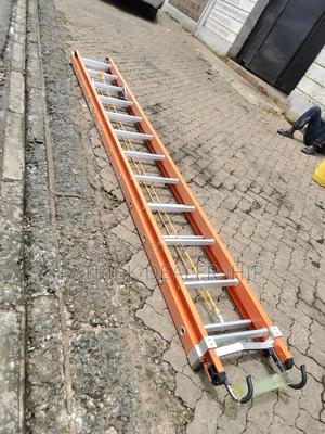 24fts Extension Ladder - thumbnail 2