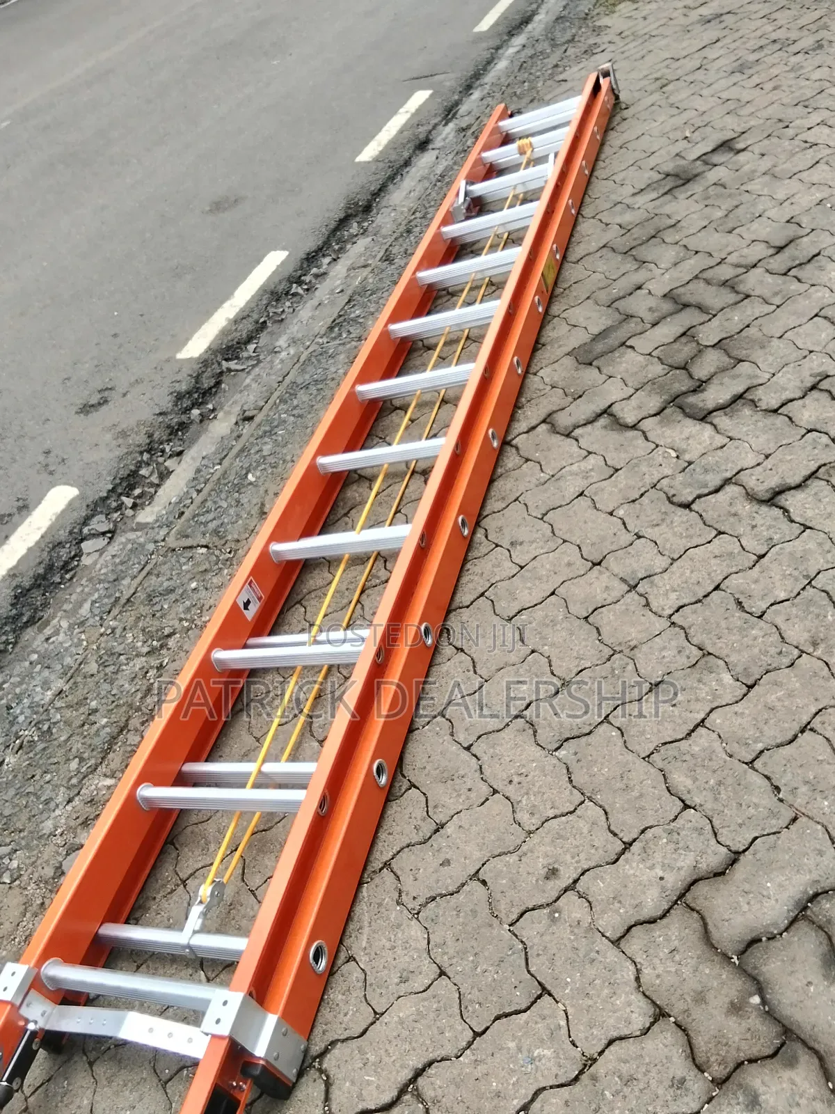 Quality Fibre Glass Ladder