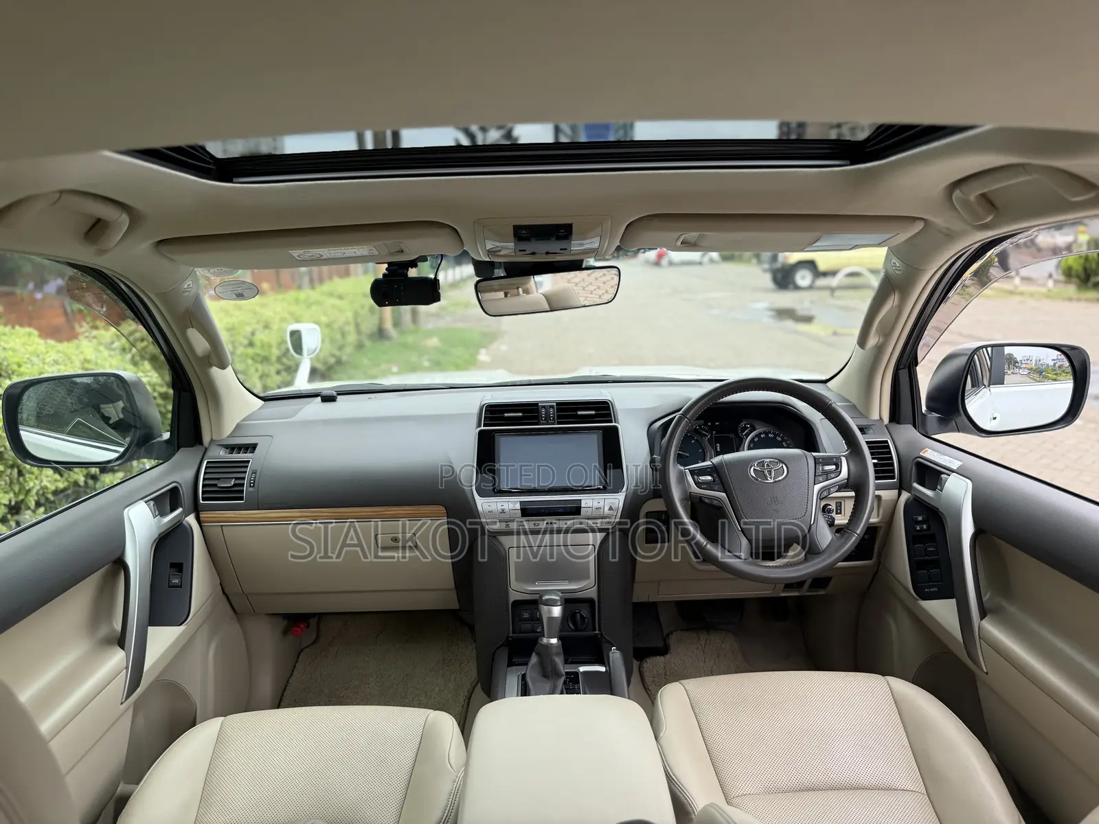 Toyota Land Cruiser Prado 2.7 2021 White