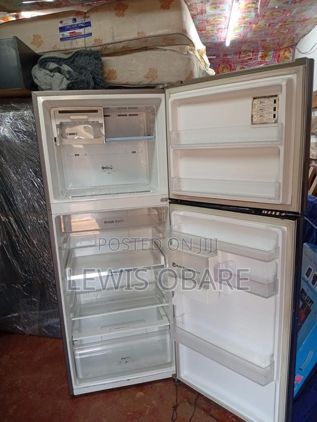 Samsung Fridge - thumbnail 2