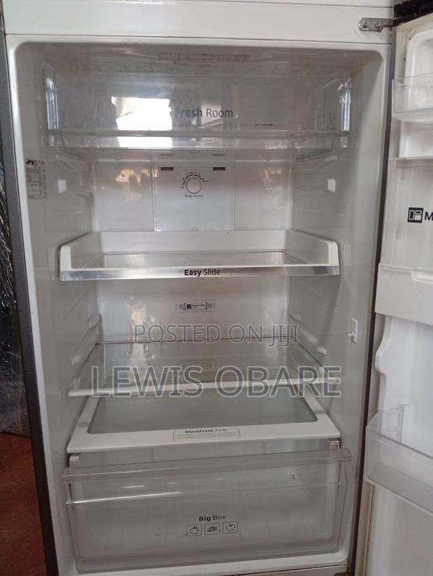 Samsung Fridge - thumbnail 3