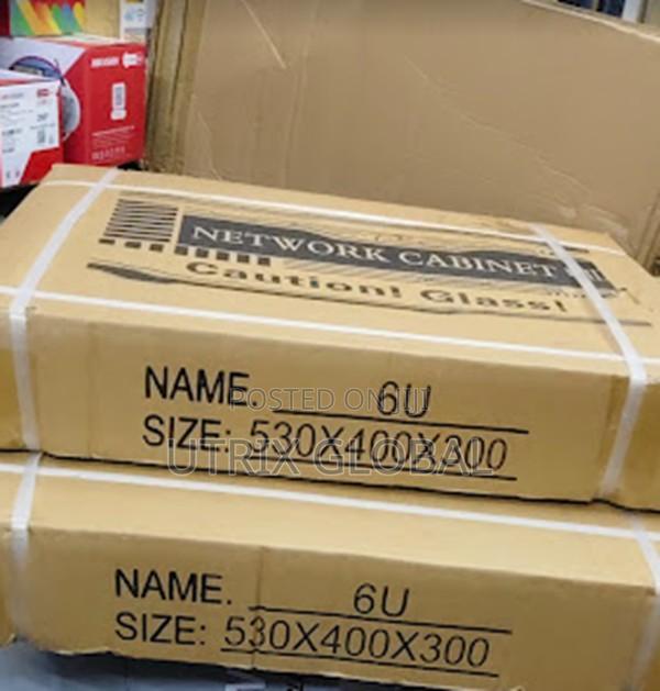 6u Network Cabinet 530x400x300 With Key Access