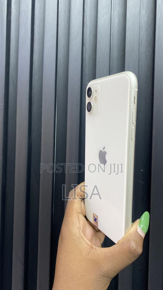 Apple iPhone 11 128 GB White - thumbnail 3