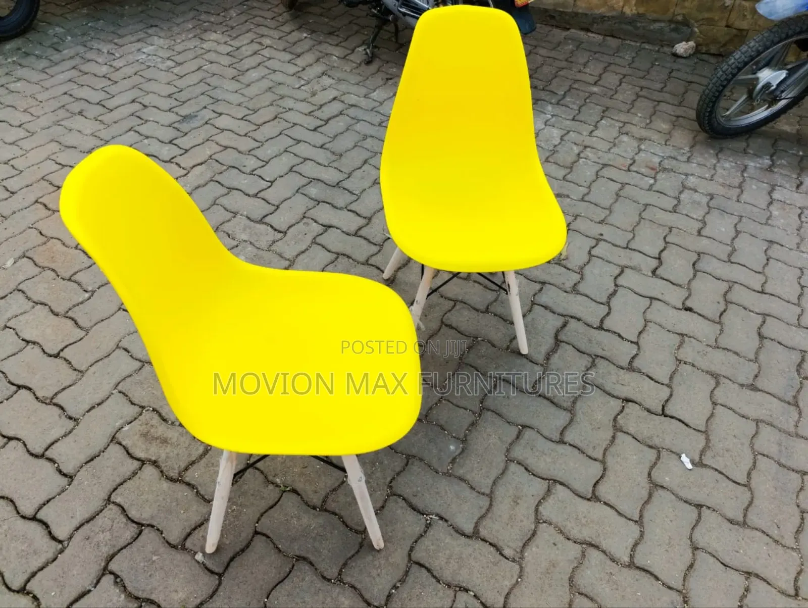 Modern Plastics Dinning Chairs