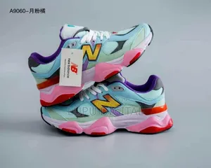 New Balance 9060
Size 37-42